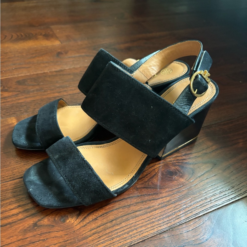 Women’s Tory Burch suede block heel sandals